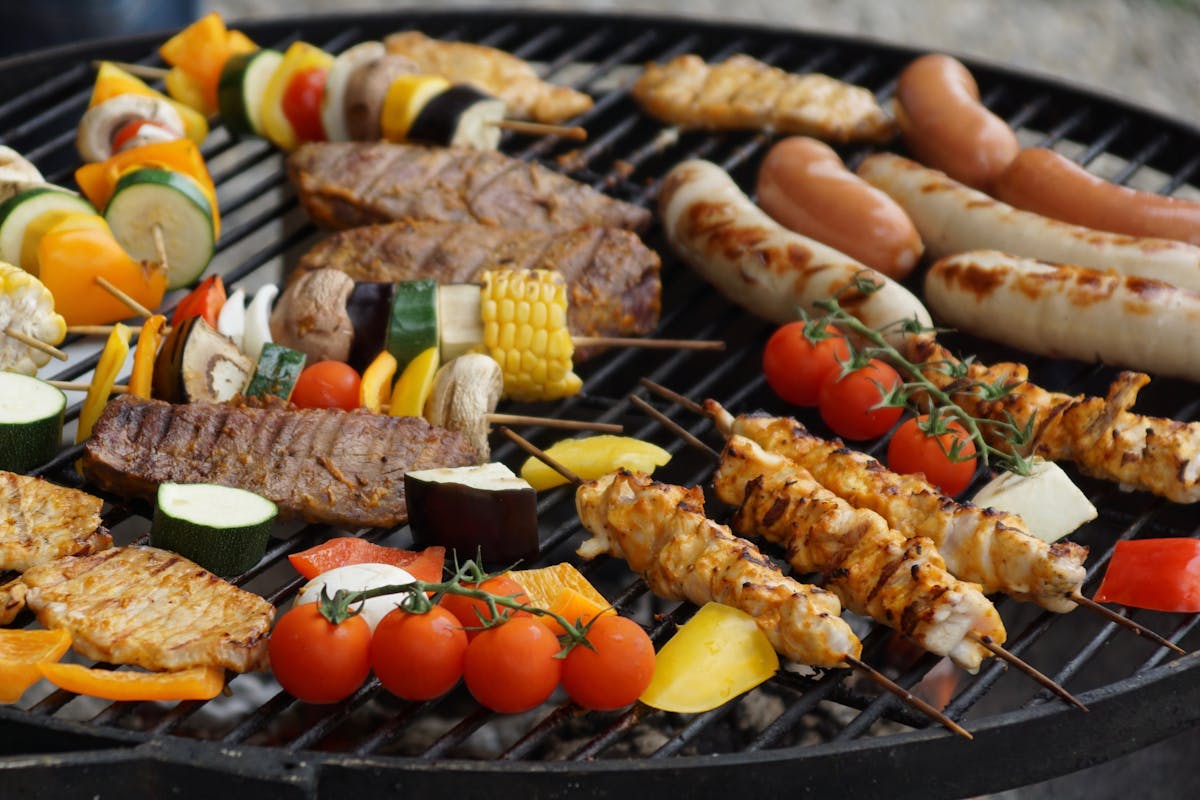 Welche Kühltechniken sind beim Grillen im Sommer am effektivsten