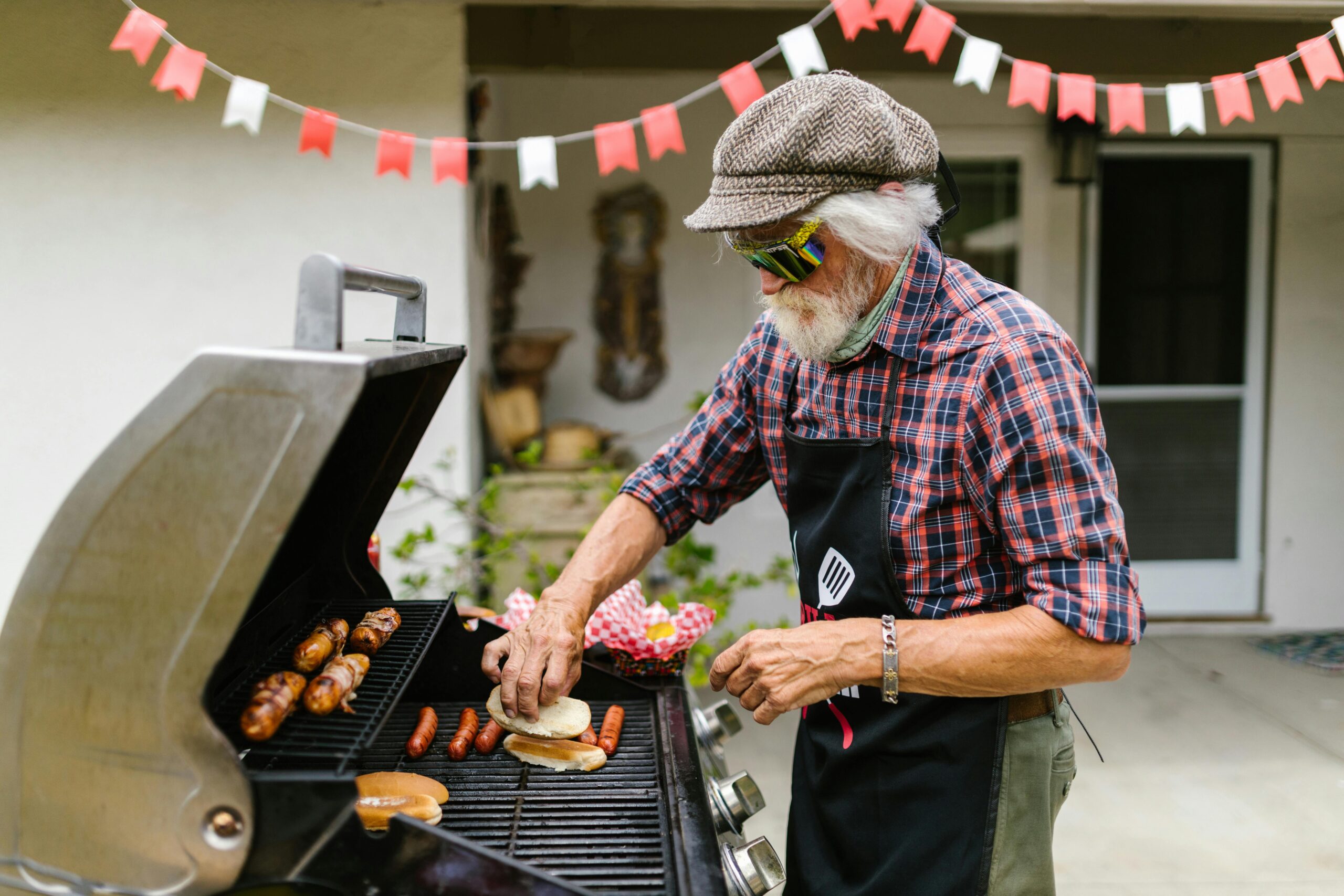 Warum heizt mein Gasgrill nicht gleichmäßig und wie kann ich das beheben?