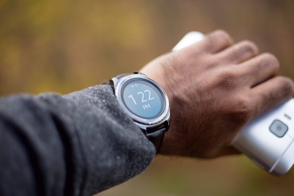 Warum bleibt das Display meiner Smartwatch schwarz