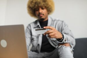 Wie kann ich meine Kreditkartendaten online schützen