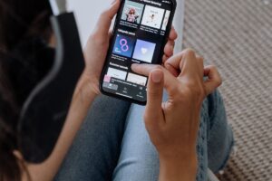 Musikstreaming-App pausiert willkürlich Songs - was tun?